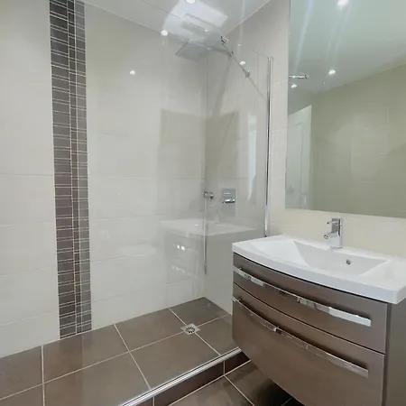 Daire Pr Croisette, By Welcome To *