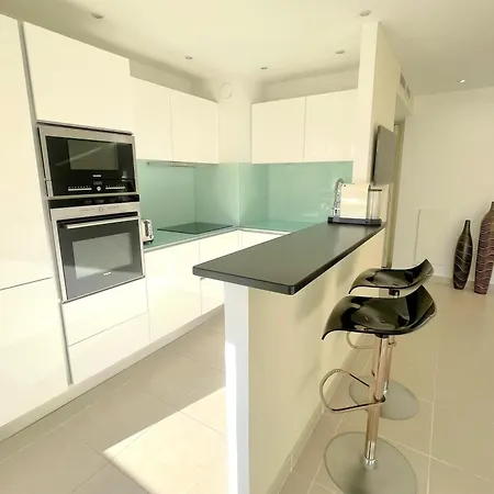 Pr Croisette, By Welcome To Daire Cannes